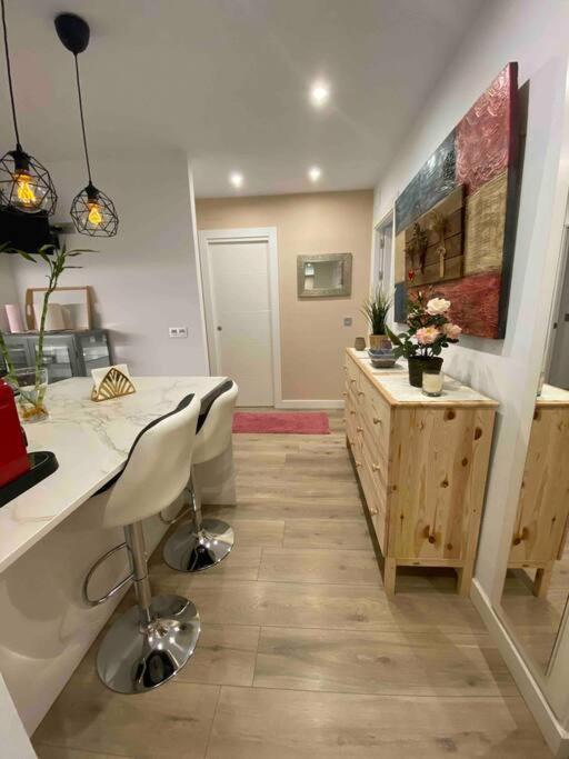 Apartamento A 100Metros De La Playa De San Lorenzo Gijón Eksteriør billede