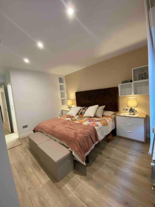 Apartamento A 100Metros De La Playa De San Lorenzo Gijón Eksteriør billede